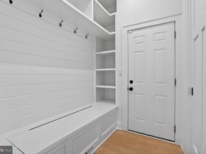 414 N Monroe Street, Arlington VA 22201