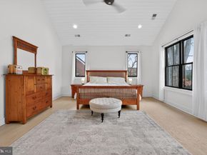 414 N Monroe Street, Arlington VA 22201