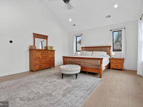414 N Monroe Street, Arlington VA 22201