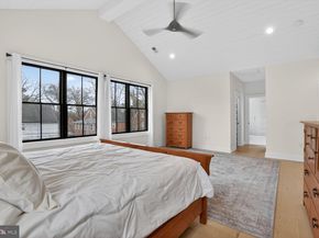414 N Monroe Street, Arlington VA 22201
