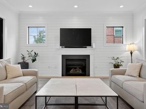 414 N Monroe Street, Arlington VA 22201