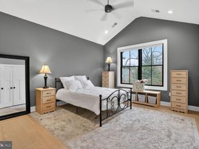 414 N Monroe Street, Arlington VA 22201