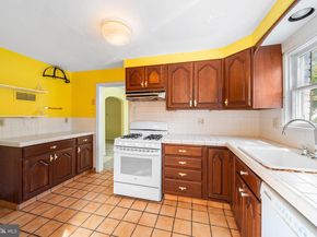9 Barleycone Lane, Bryn Mawr PA 19010