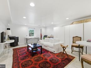 874 N Lebanon Street, Arlington VA 22205
