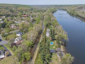 3 Waterwheel Court, New Hope PA 18938