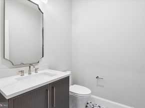 1515 Crestwood Lane, Mclean VA 22101