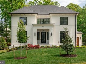 1515 Crestwood Lane, Mclean VA 22101