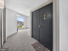 1301 N Courthouse Road 1803, Arlington VA 22201