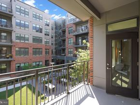 1761 Old Meadow Road 221, Mclean VA 22102