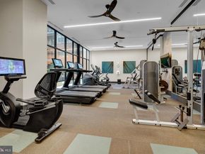 1761 Old Meadow Road 221, Mclean VA 22102