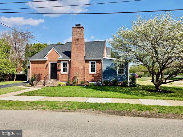 123 Ridley Drive, Wallingford PA 19086