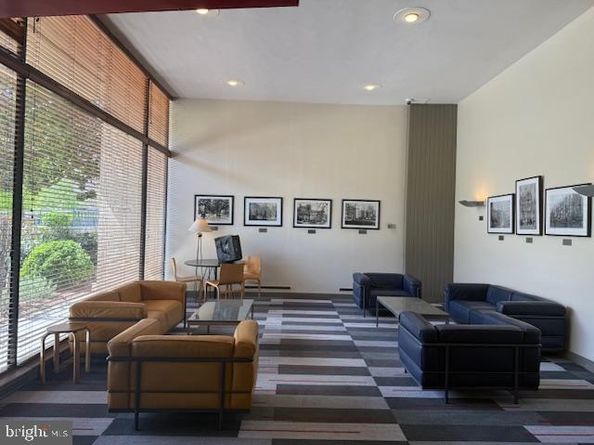 1711 Massachusetts Avenue NW 301, Washington DC 20036
