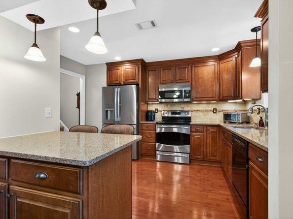 11737 Dry River Court, Reston VA 20191