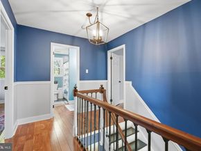 5 Canal Run E, Washington Crossing PA 18977