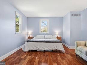 5 Canal Run E, Washington Crossing PA 18977