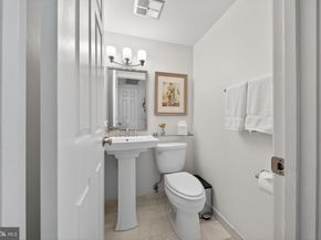 4625 Macarthur Boulevard NW B, Washington DC 20007