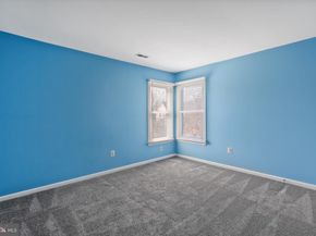 21143 Mayapple Place, Sterling VA 20164