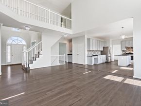 21143 Mayapple Place, Sterling VA 20164