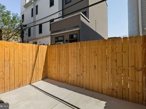 1711 N 4TH Street, Philadelphia PA 19122