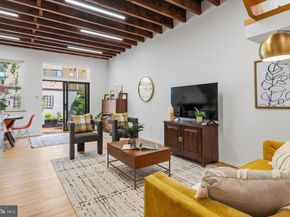 1133 Waverly Street, Philadelphia PA 19147
