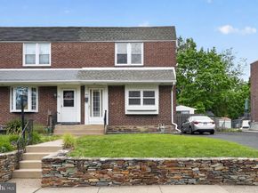 153 Earl Lane, Hatboro PA 19040