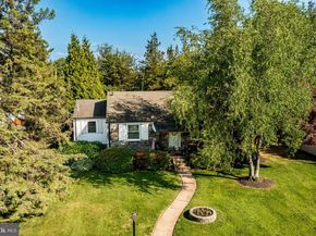 65 Delia Drive, Broomall PA 19008