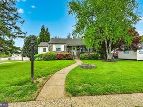 65 Delia Drive, Broomall PA 19008