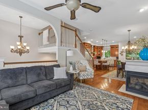 852 Independence Court, Philadelphia PA 19147