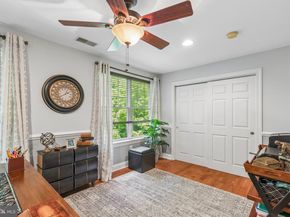 852 Independence Court, Philadelphia PA 19147