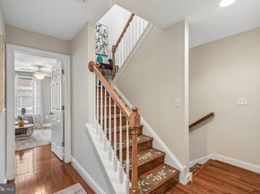 852 Independence Court, Philadelphia PA 19147