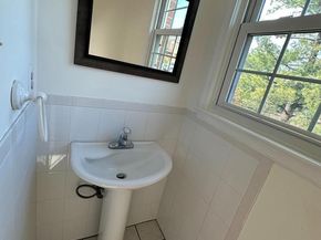 4524 Windsor Arms Court, Annandale VA 22003