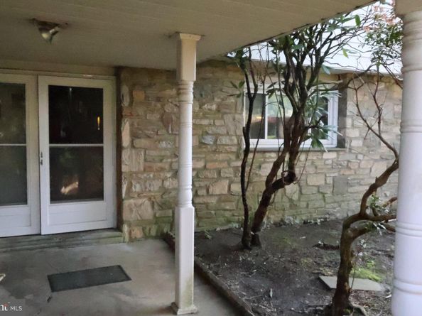 1456 Thornberry Road, Wyncote PA 19095