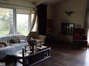 1456 Thornberry Road, Wyncote PA 19095
