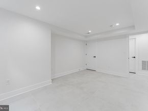 5735 4TH Street S, Arlington VA 22204