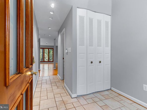 5211 Macarthur Terrace NW, Washington DC 20016