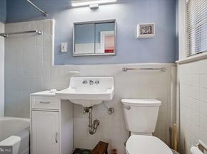 3041 Sedgwick Street NW 301D, Washington DC 20008