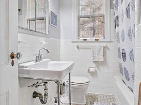 3041 Sedgwick Street NW 301D, Washington DC 20008