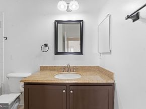 4854 Eisenhower Avenue 351, Alexandria VA 22304