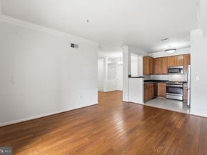 4854 Eisenhower Avenue 351, Alexandria VA 22304