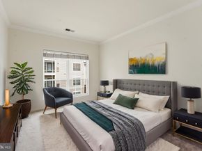 4854 Eisenhower Avenue 351, Alexandria VA 22304