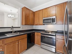 4854 Eisenhower Avenue 351, Alexandria VA 22304