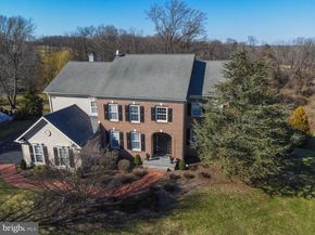 1283 Clearview Drive, Yardley PA 19067