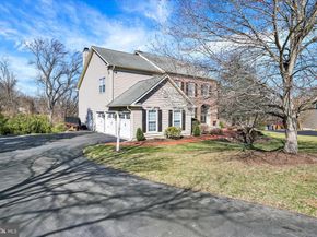 1283 Clearview Drive, Yardley PA 19067