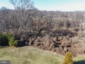 1283 Clearview Drive, Yardley PA 19067