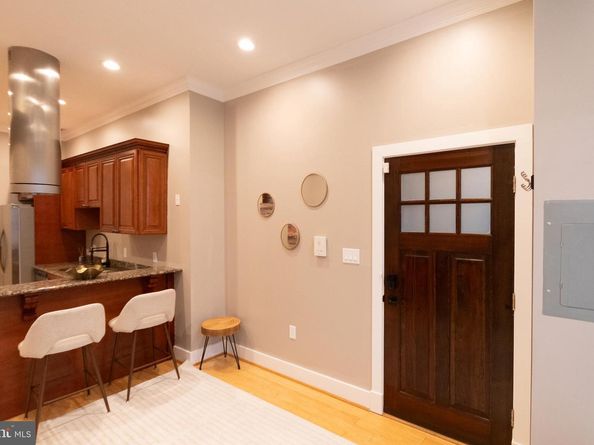 1126 Columbia Road NW 2, Washington DC 20009