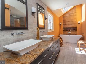 196 Aqueduct Road, Washington Crossing PA 18977