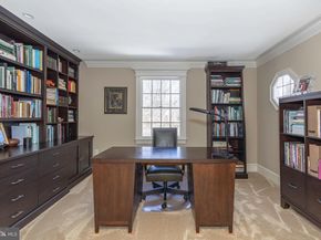 196 Aqueduct Road, Washington Crossing PA 18977