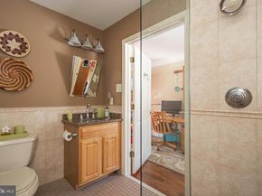 196 Aqueduct Road, Washington Crossing PA 18977