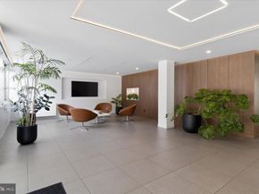 1301 S Arlington Ridge Road 609, Arlington VA 22202