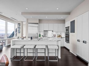 50 S 16TH Street 5602, Philadelphia PA 19102